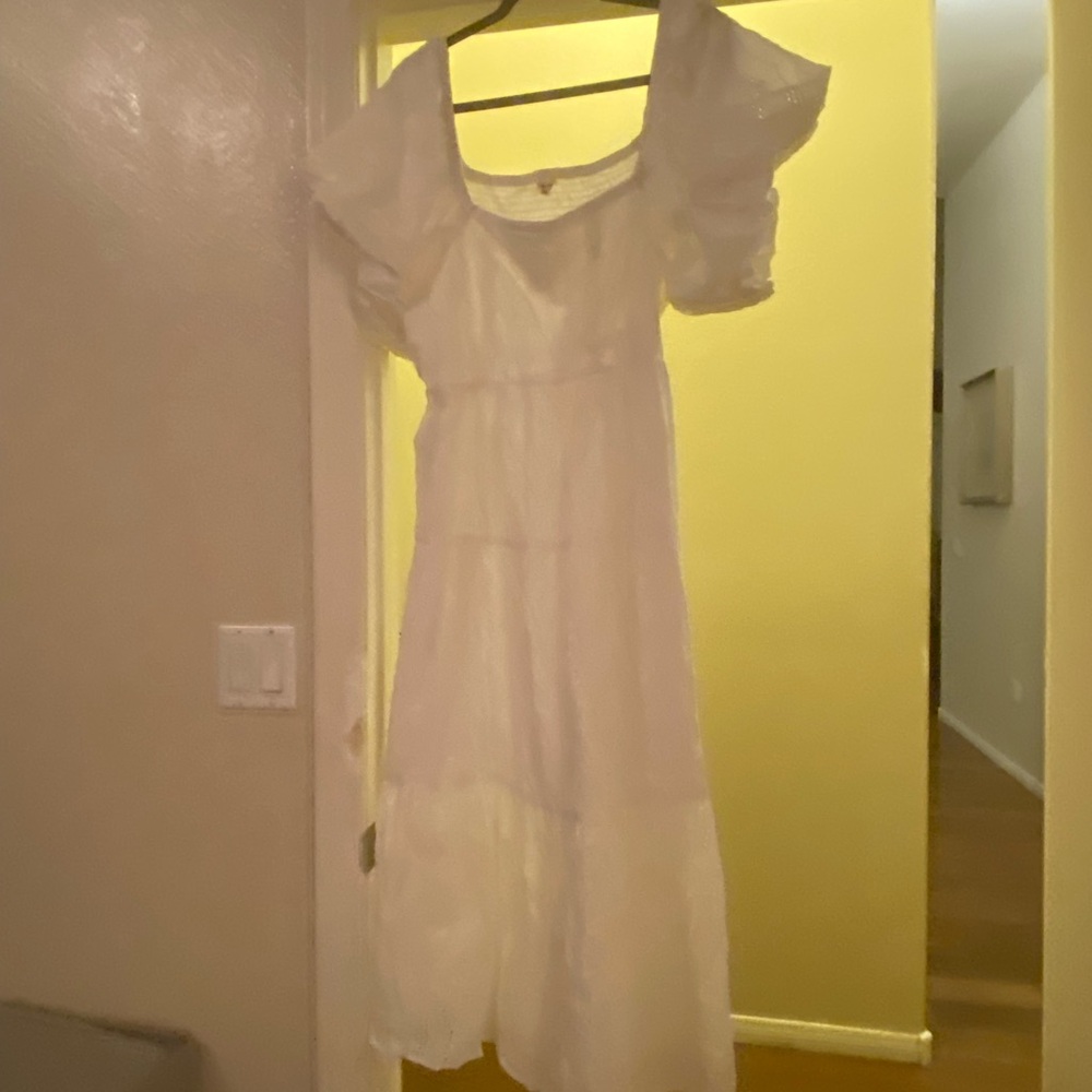 New Elegant White Dress